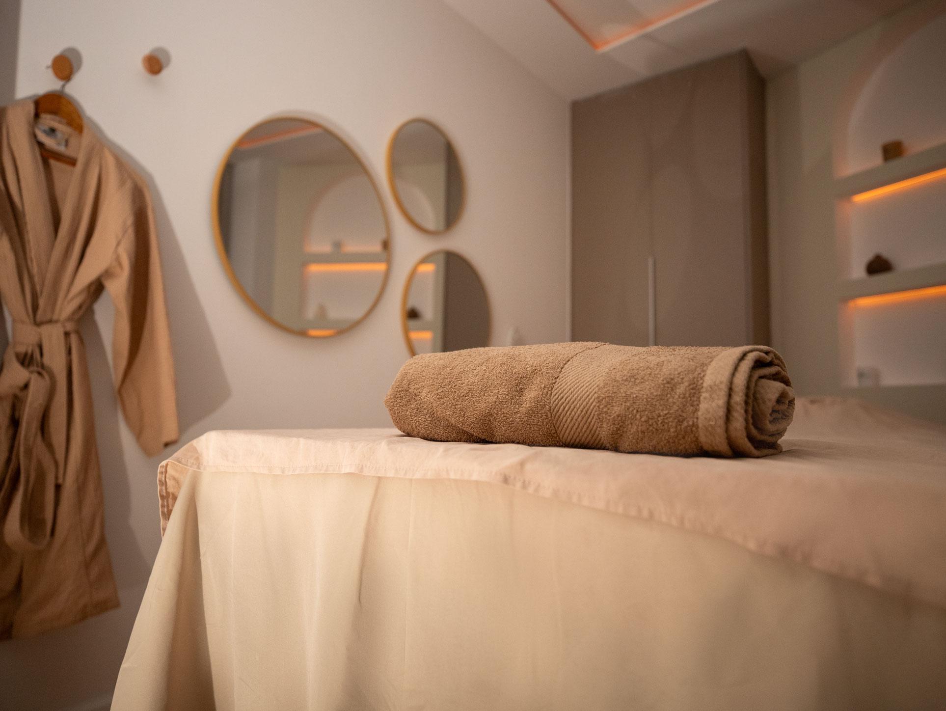 Massage Ritual Service 7